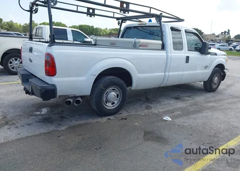 2011 Ford F-250 Xl from USA, damaged, VIN 1FT7X2AT8BEA75324
